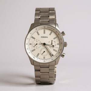 Fossil Sullivan silver analog  Watch BQ2693 : : Clothing, Shoes & Accessories, A